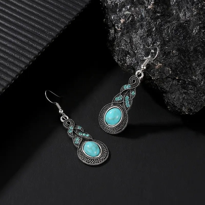 3-Piece Vintage Turquoise Jewelry Set – Blue Crystal Pendant Necklace & Matching Earrings for Men and Women