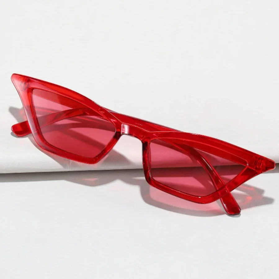 Mini Cat Eye Sunglasses – Trendy Retro Style for Beach & Parties