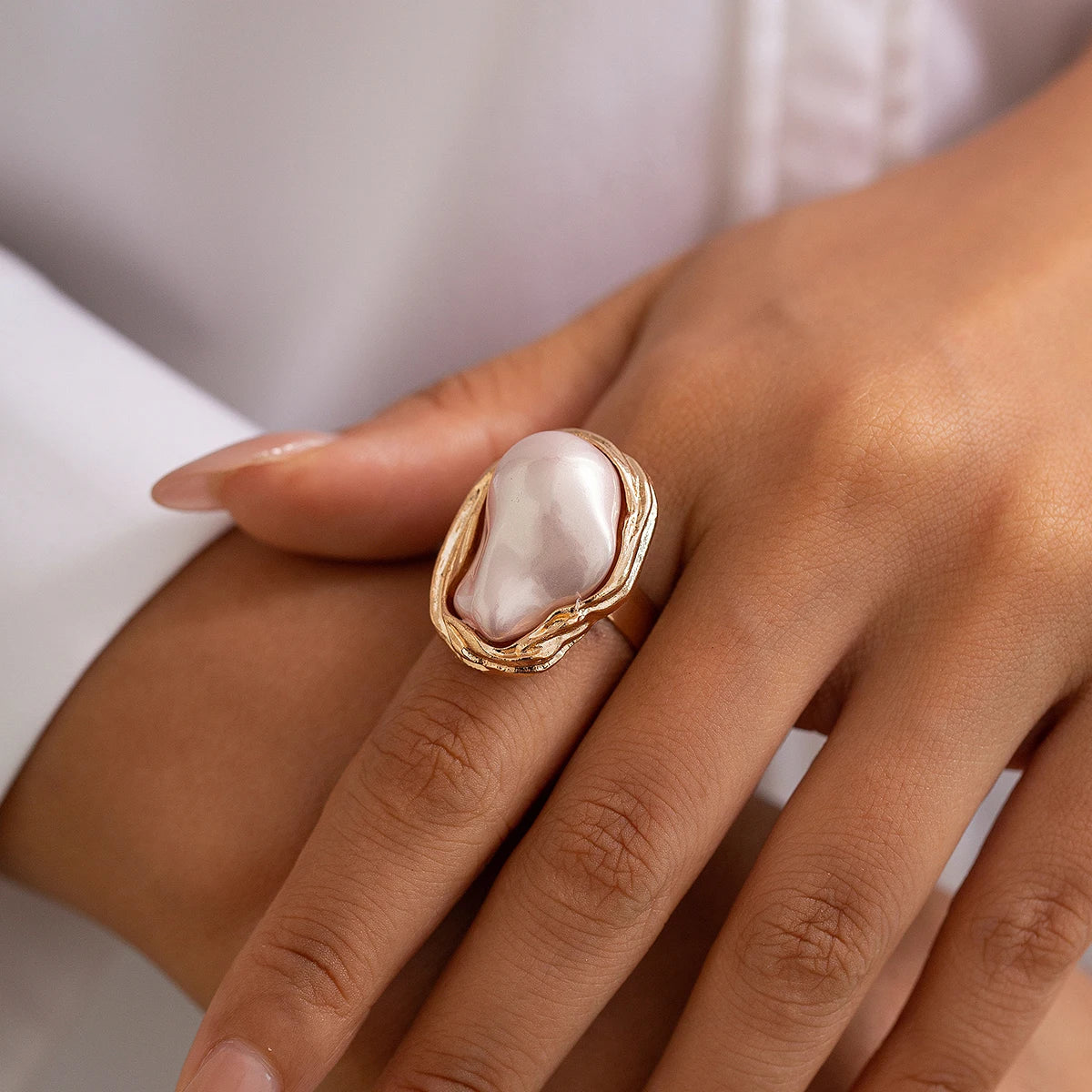 Lacteo Punk Baroque Pearl Ring – Adjustable Alloy Open Design for Weddings & Banquets