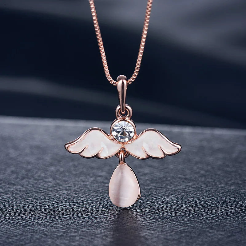 3-Piece Waterdrop Rhinestone Jewelry Set – Elegant Pendant Necklace & Hook Earrings