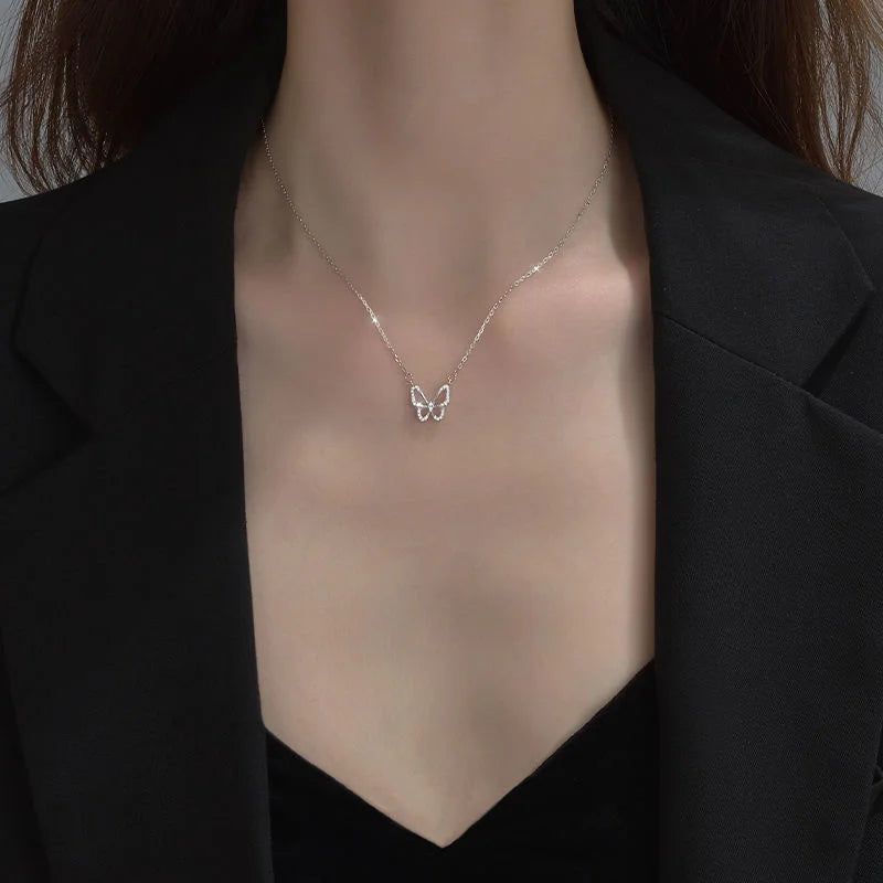 Hollow Crystal Butterfly Necklace – Elegant Classic Pendant for Women