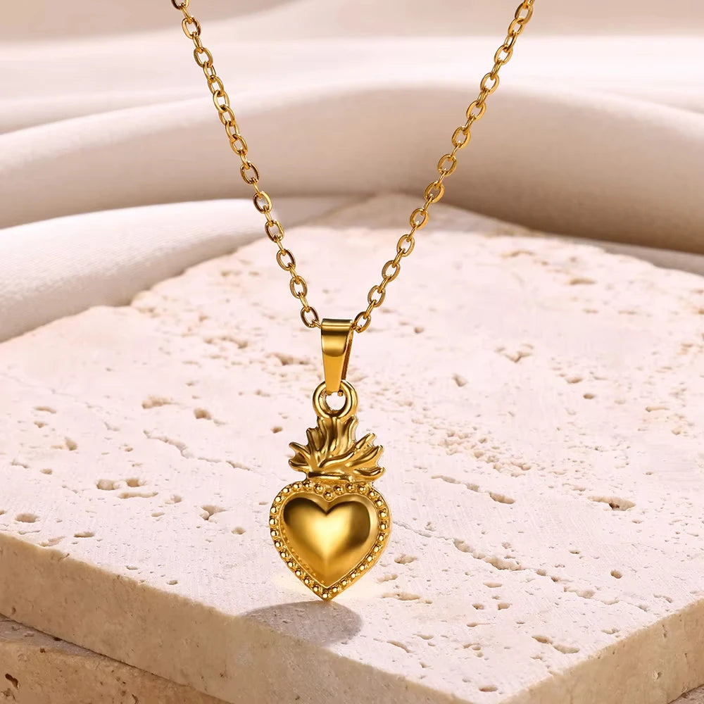 Punk Gold Heart Pendant Necklace – Stainless Steel OT Buckle Beaded Choker, Y2K Style