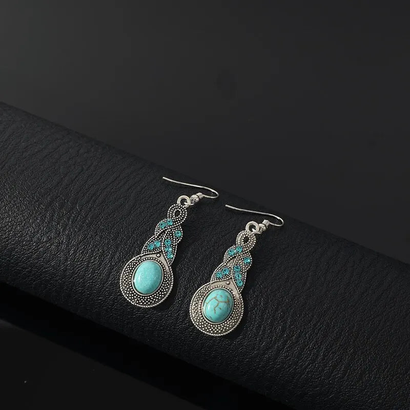 3-Piece Vintage Turquoise Jewelry Set – Blue Crystal Pendant Necklace & Matching Earrings for Men and Women