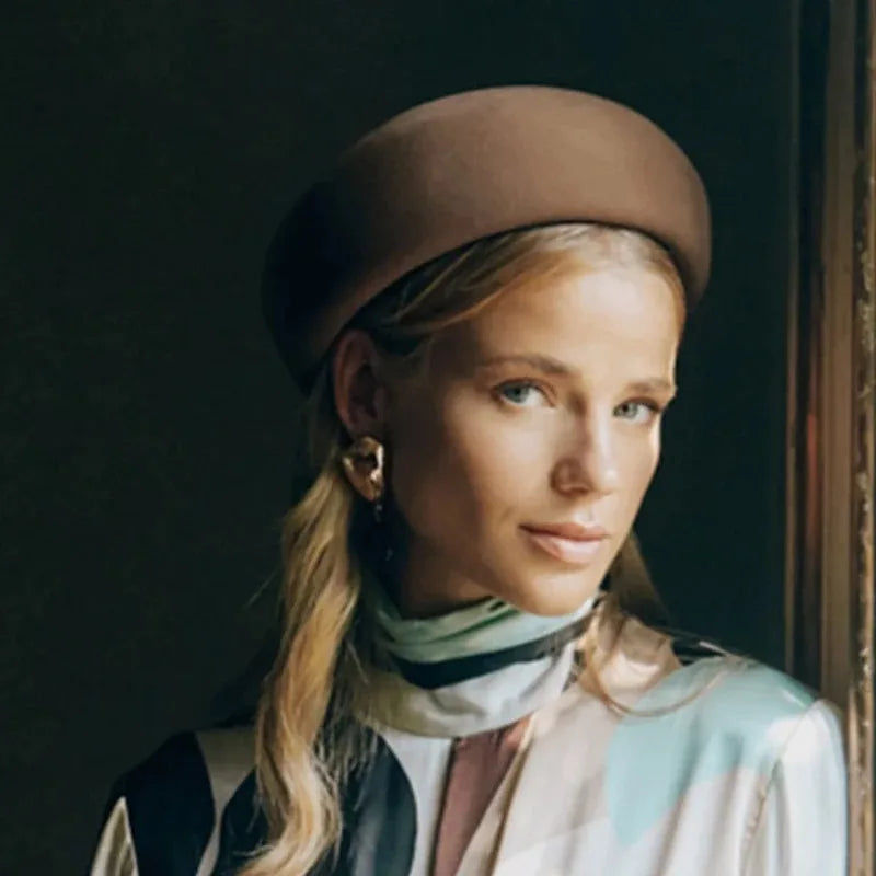 Vintage Wool Felt Beret – Elegant Hard-Top Pillbox Fedora for Weddings & Cocktail Parties