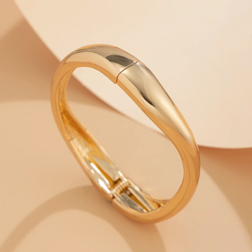 Ingemark Water Drop Bangles – Vintage Gold-Tone Punk Bracelets for Women & Men