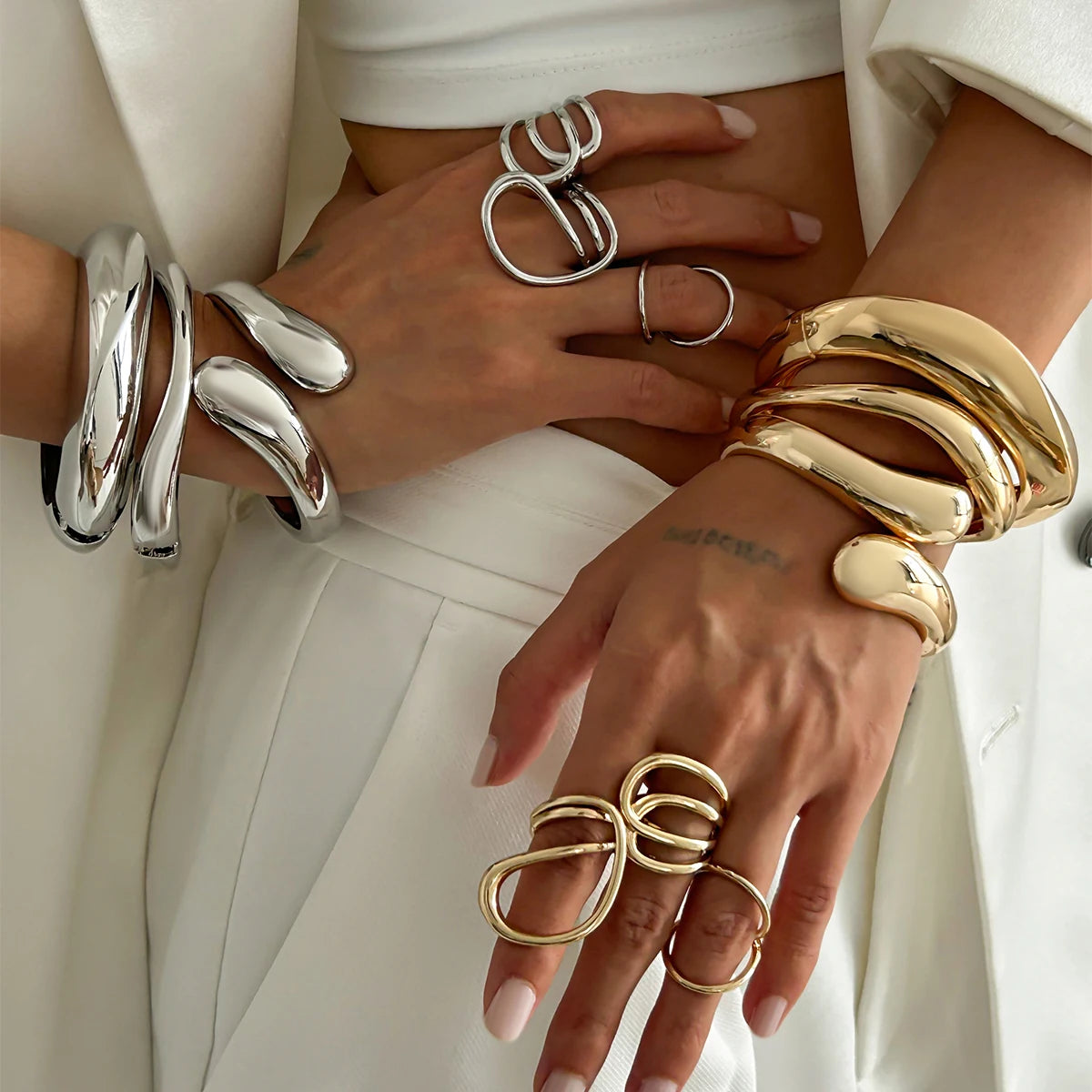 Ingemark Water Drop Bangles – Vintage Gold-Tone Punk Bracelets for Women & Men