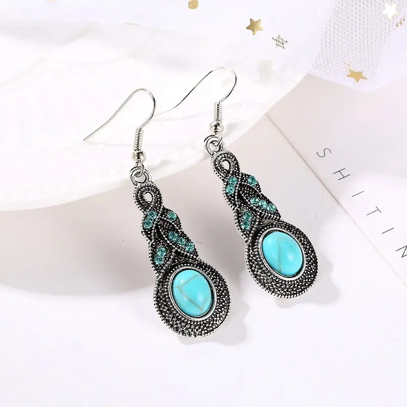 3-Piece Vintage Turquoise Jewelry Set – Blue Crystal Pendant Necklace & Matching Earrings for Men and Women