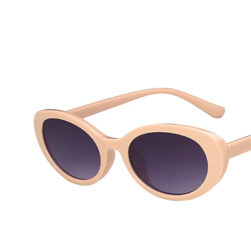 Oval Retro Sunglasses – Small Frame Unisex Design for a Stylish Look