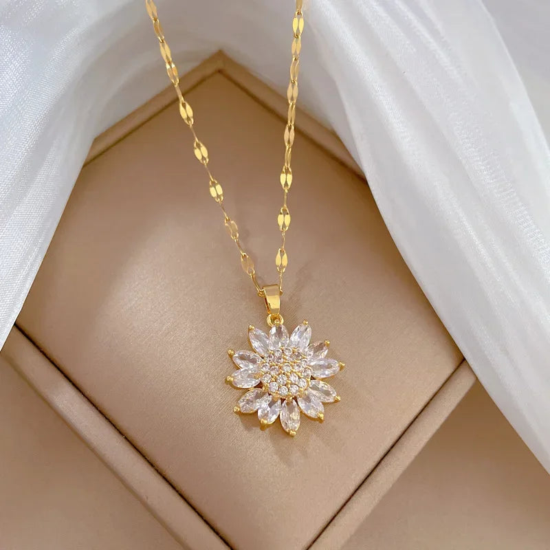 316L Stainless Steel Zircon Flower Necklace – Trendy Luxury Clavicle Pendant for Women & Girls