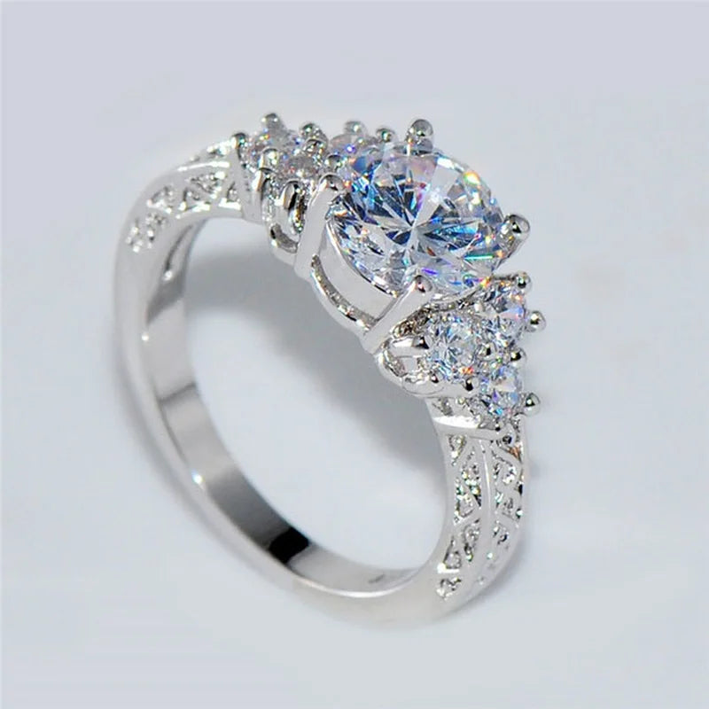 Exquisite Silver Engagement Ring – Sparkling White Zircon for Bridal, Anniversary or Daily Elegance