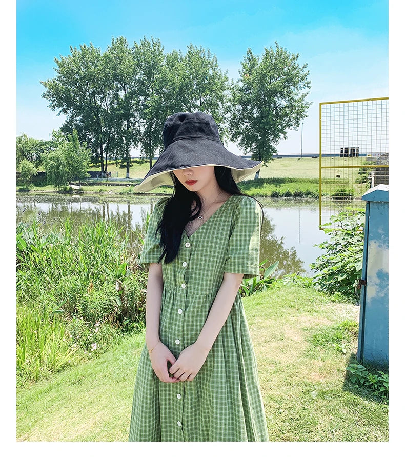 Wide Brim UPF 50+ Sun Hat – Double-Sided Anti-UV Beach & Hiking Cap for Women