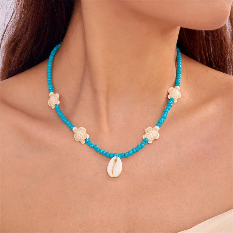 Bohemian Shell & Turquoise Choker – Handwoven Starfish Necklace for Summer Beach Style