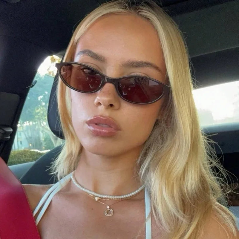 Retro Oval Sunglasses – High-End Small Frame Style for Casual & Street Looks
