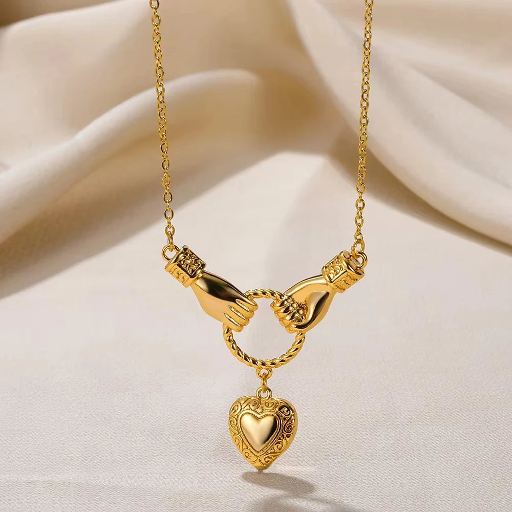 Punk Gold Heart Pendant Necklace – Stainless Steel OT Buckle Beaded Choker, Y2K Style