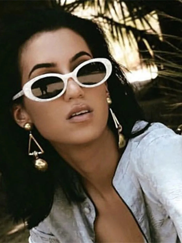 Oval Retro Sunglasses – Small Frame Unisex Design for a Stylish Look