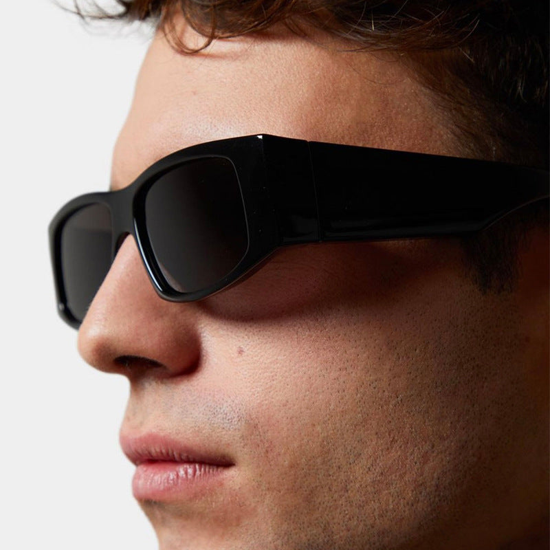 Retro Square Sunglasses – Trendy Small Frame Unisex Design for Travel & Outdoors