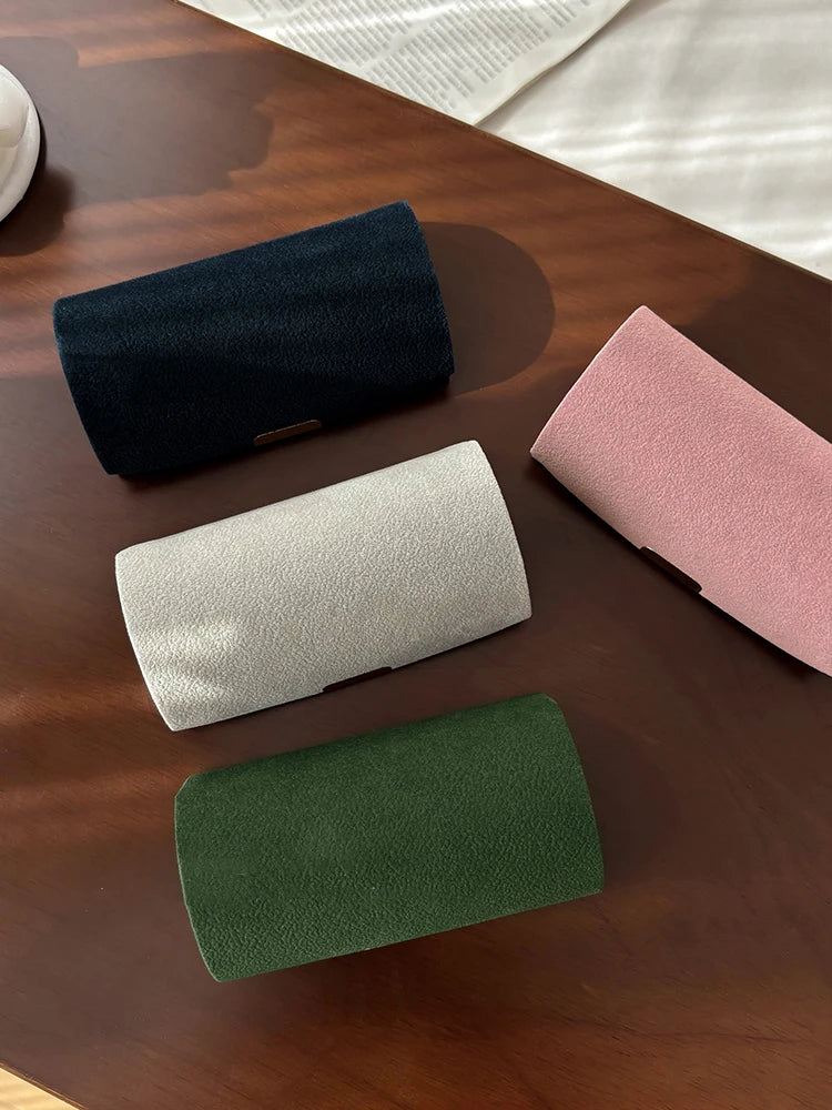 Mini Velvet Jewelry Box – Light Luxury, Anti-Oxidation Storage for Travel & Business Trips