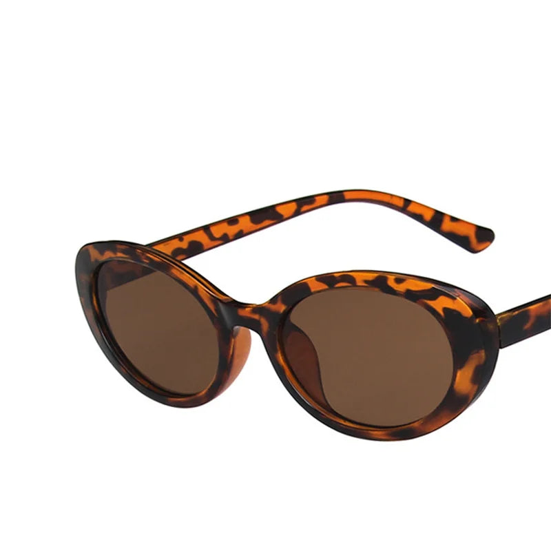 Oval Retro Sunglasses – Small Frame Unisex Design for a Stylish Look