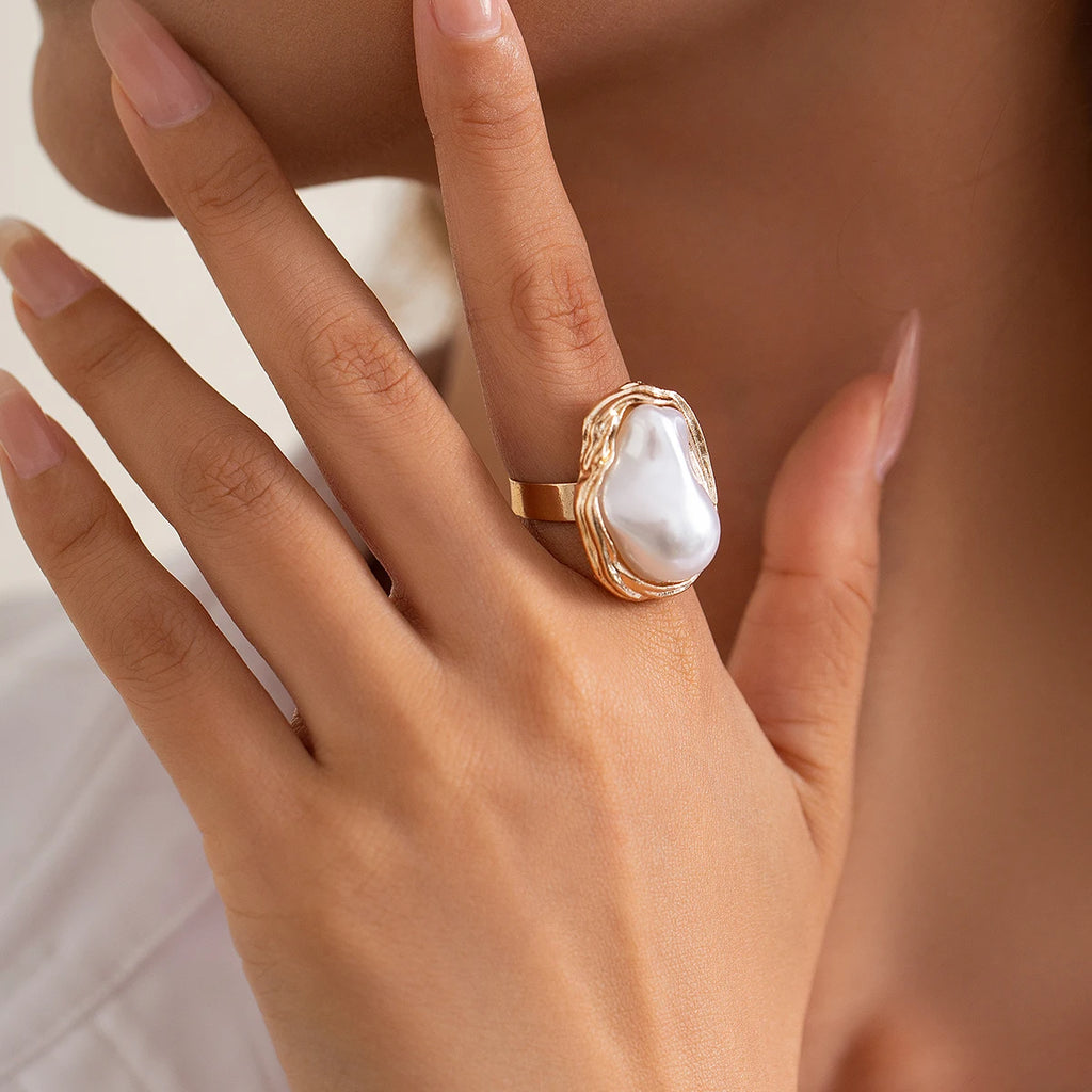 Lacteo Punk Baroque Pearl Ring – Adjustable Alloy Open Design for Weddings & Banquets