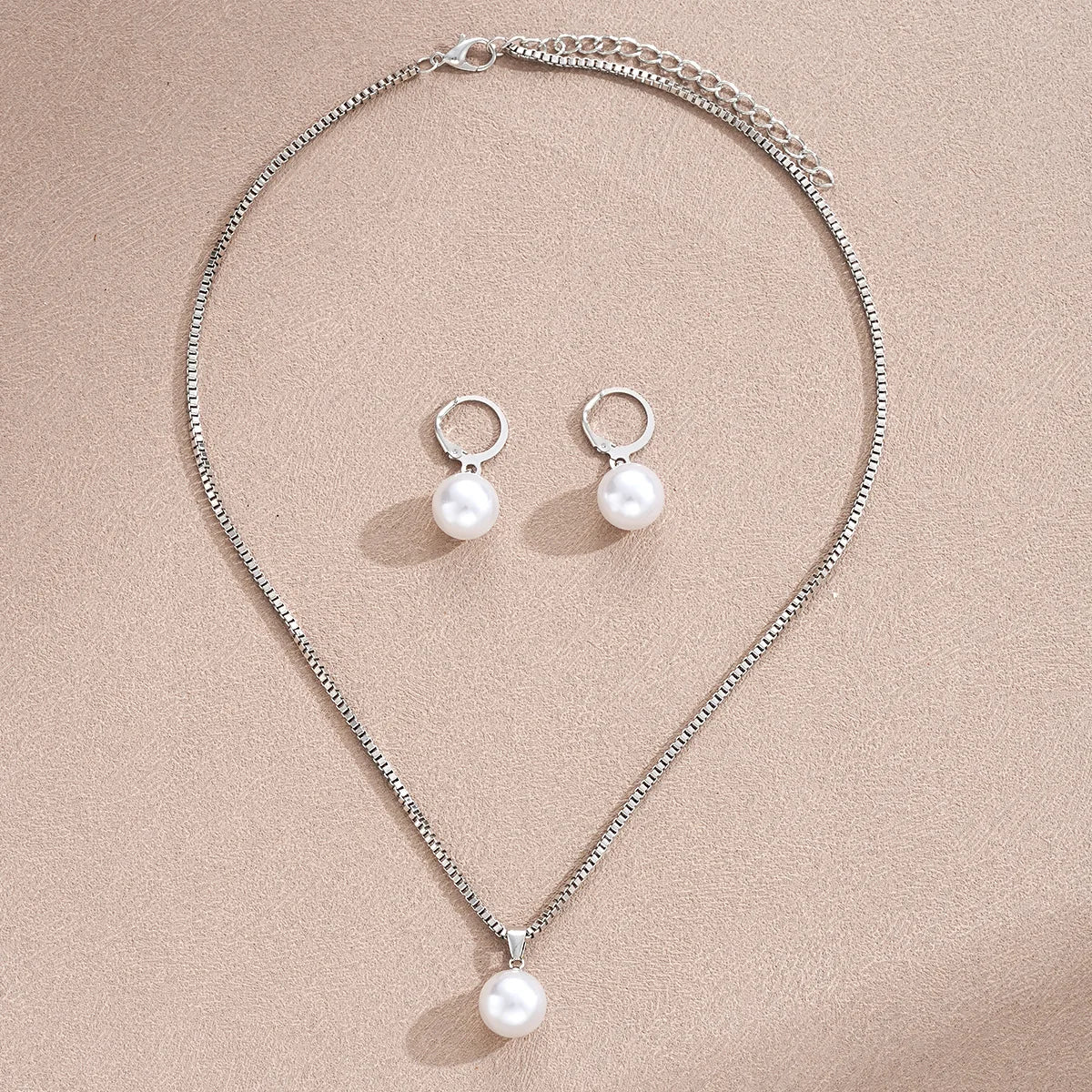 Fashion Pearl Jewelry Set – Simple Dainty Necklace & Dangle Earrings for Daily Wear or Parties