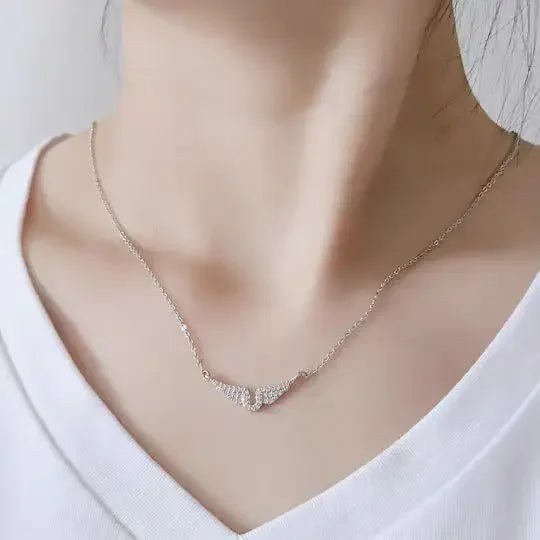 Titanium Steel Angel Wings Necklace – Elegant Clavicle Chain for Women