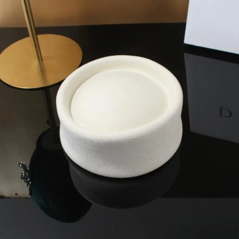 Vintage Wool Felt Beret – Elegant Hard-Top Pillbox Fedora for Weddings & Cocktail Parties