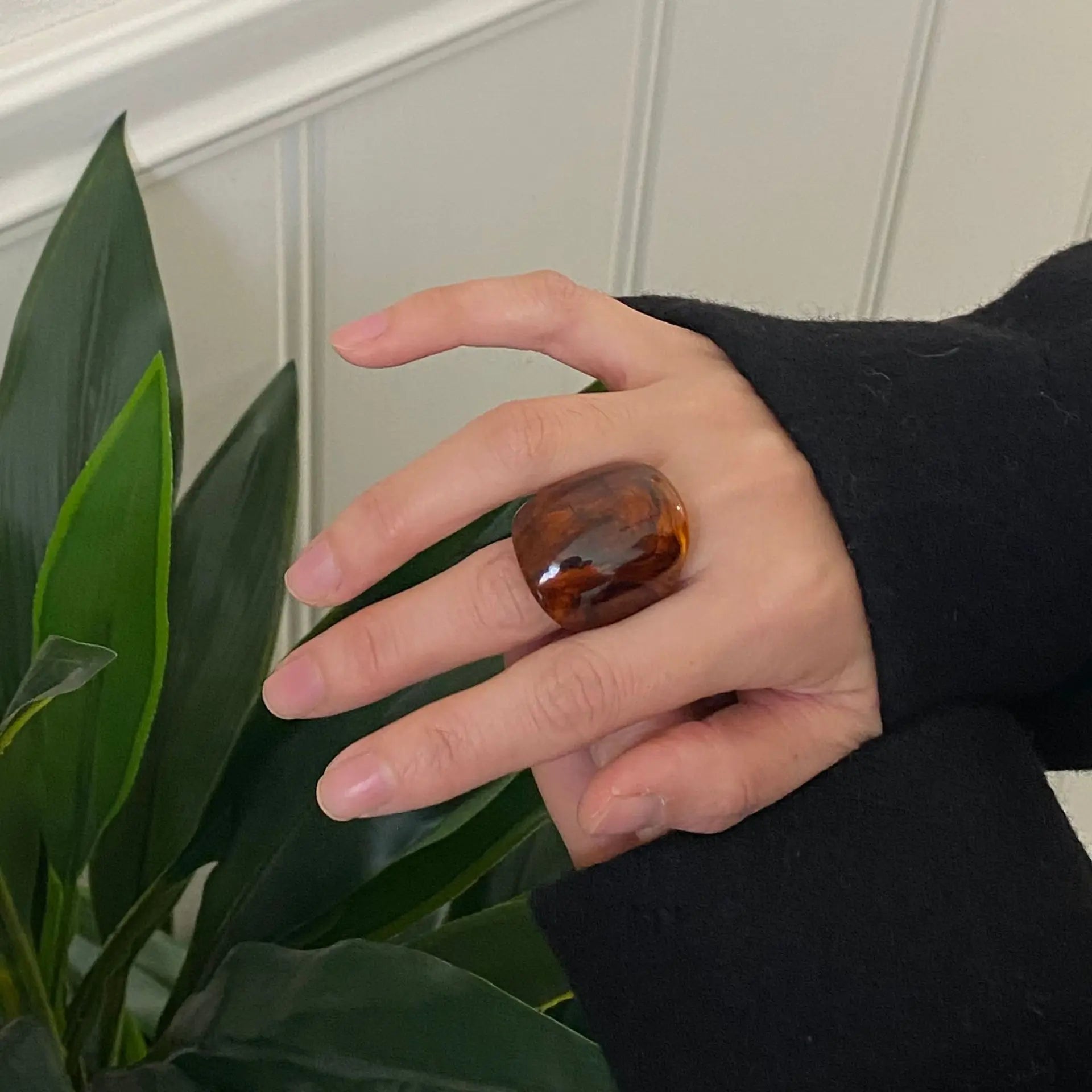 Vintage Amber Resin Ring – Bold Geometric Statement Piece for Women
