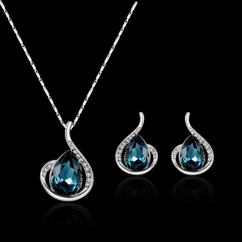 3-Piece Waterdrop Rhinestone Jewelry Set – Elegant Pendant Necklace & Hook Earrings