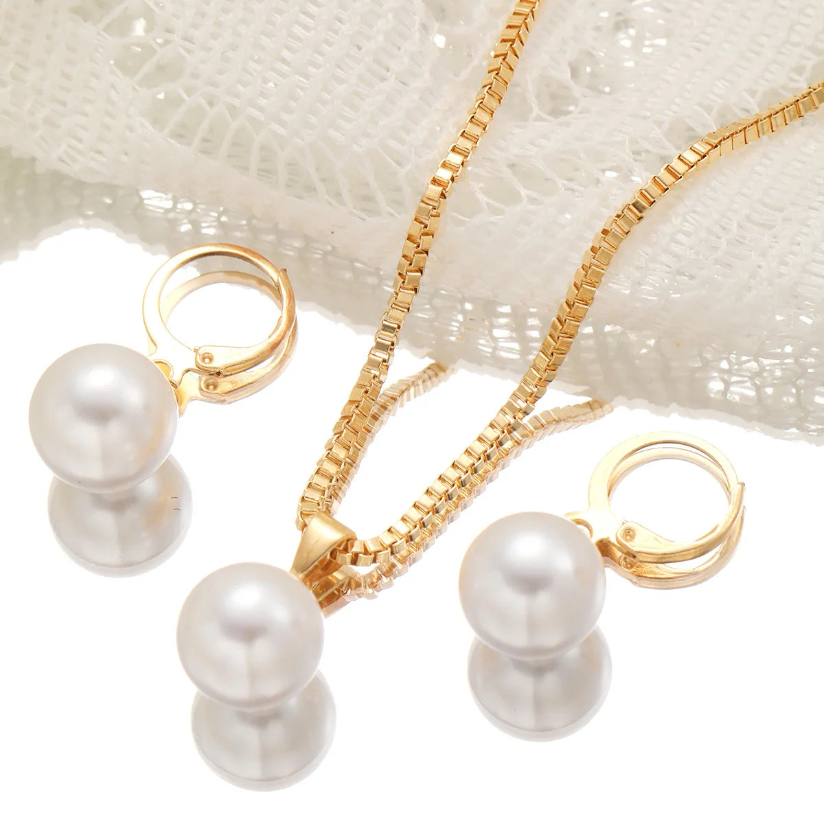 Fashion Pearl Jewelry Set – Simple Dainty Necklace & Dangle Earrings for Daily Wear or Parties