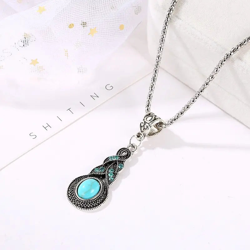 3-Piece Vintage Turquoise Jewelry Set – Blue Crystal Pendant Necklace & Matching Earrings for Men and Women