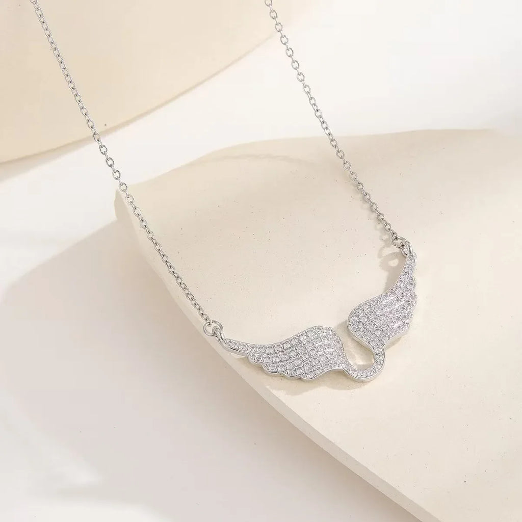 Titanium Steel Angel Wings Necklace – Elegant Clavicle Chain for Women