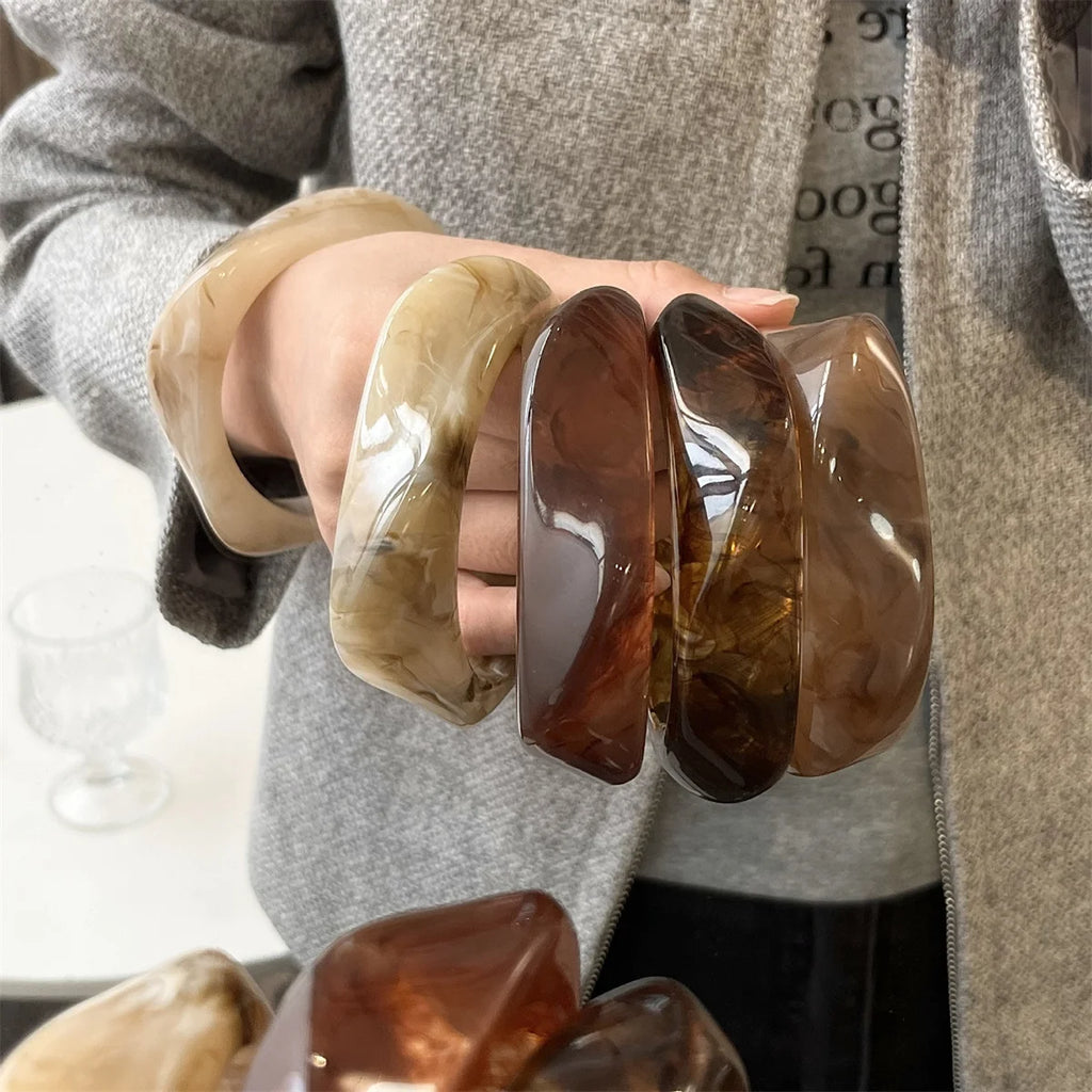 Chunky Translucent Acrylic Bangle – Bold Retro Polygon Design for Women