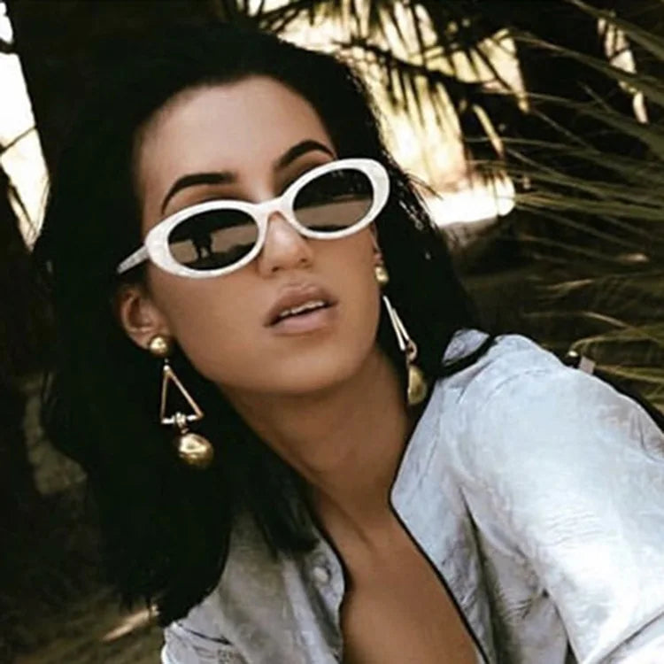 Oval Retro Sunglasses – Small Frame Unisex Design for a Stylish Look