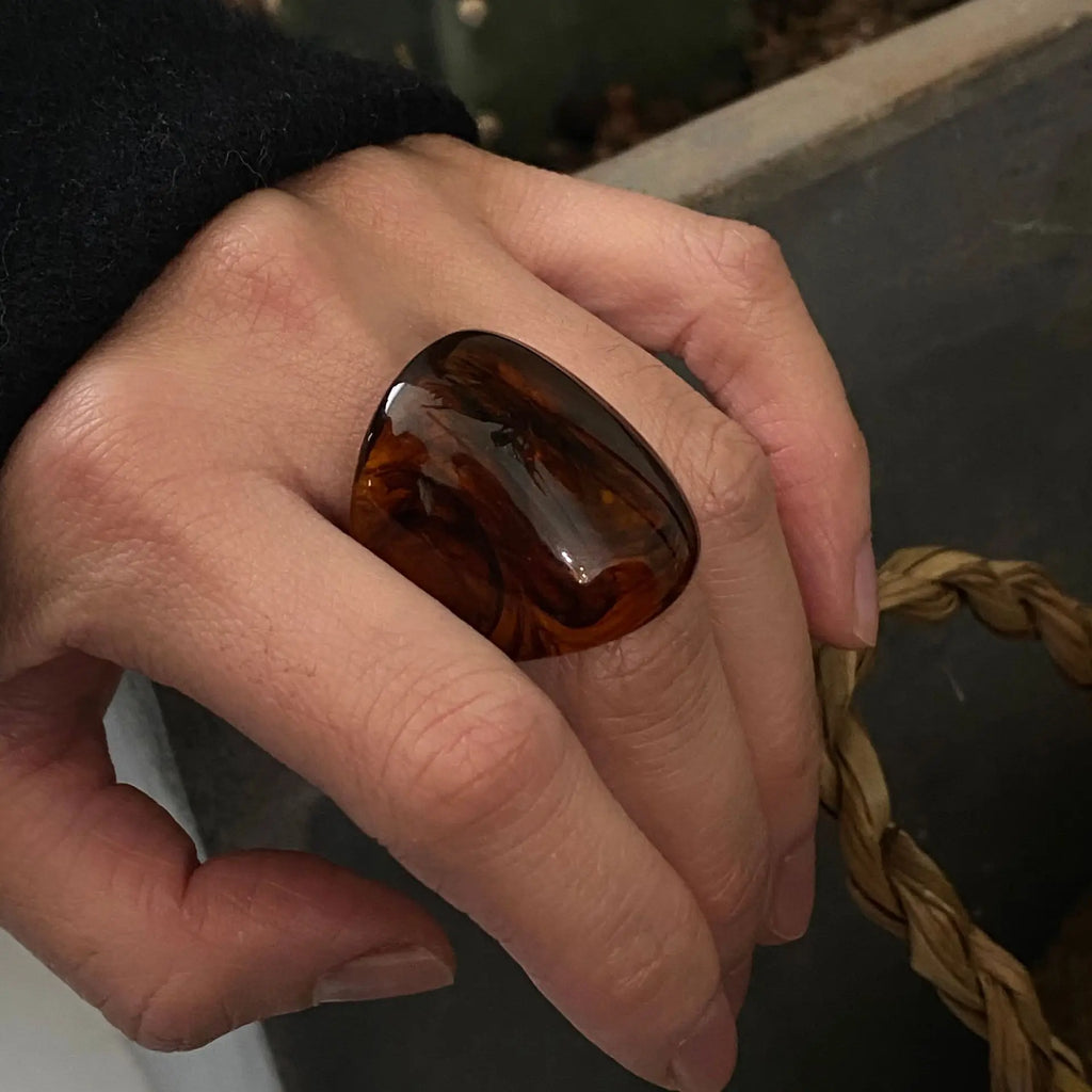 Vintage Amber Resin Ring – Bold Geometric Statement Piece for Women
