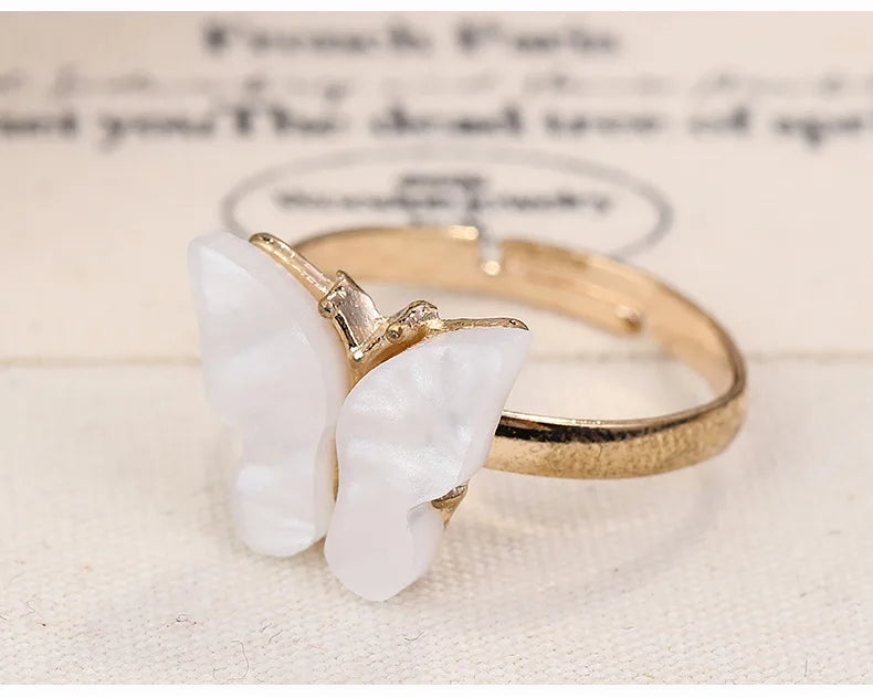 4-Piece Butterfly Jewelry Set – Imitation Pearl Necklace & Earrings for Women and Girls