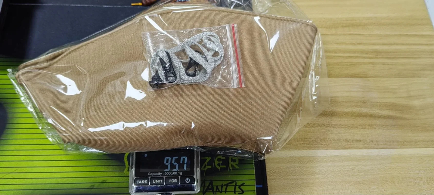 Wide Brim UPF 50+ Sun Hat – Double-Sided Anti-UV Beach & Hiking Cap for Women