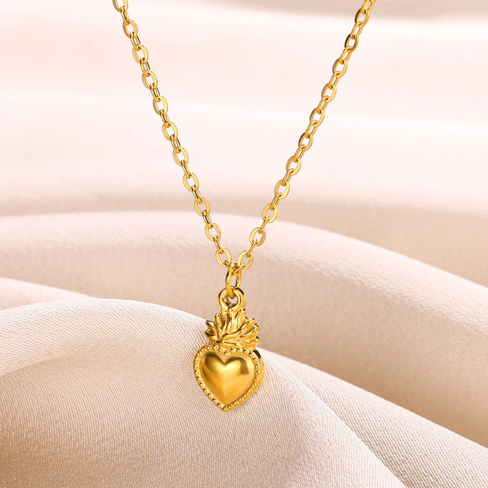 Punk Gold Heart Pendant Necklace – Stainless Steel OT Buckle Beaded Choker, Y2K Style