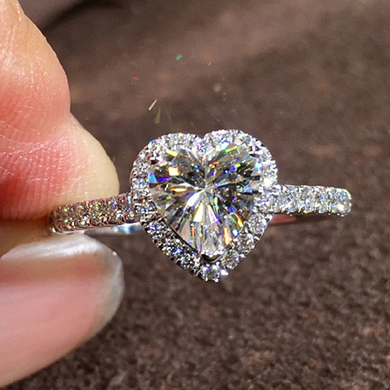 Huitan Heart Zirconia Ring – Sparkling Multi-Color Crystal Wedding & Engagement Band for Women