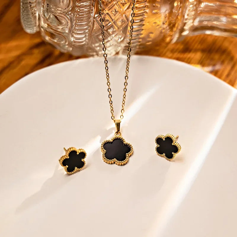 Vintage Gold Geometry Jewelry Set – Simple Circle Necklace & Earrings for Daily Wear and Parties