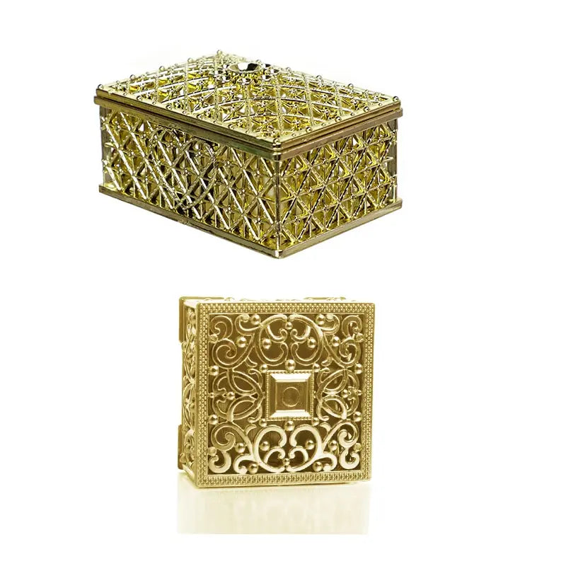 2-Piece Mini Treasure Jewelry Boxes – Silver Hollow Flower Cases for Rings, Earrings & Necklaces