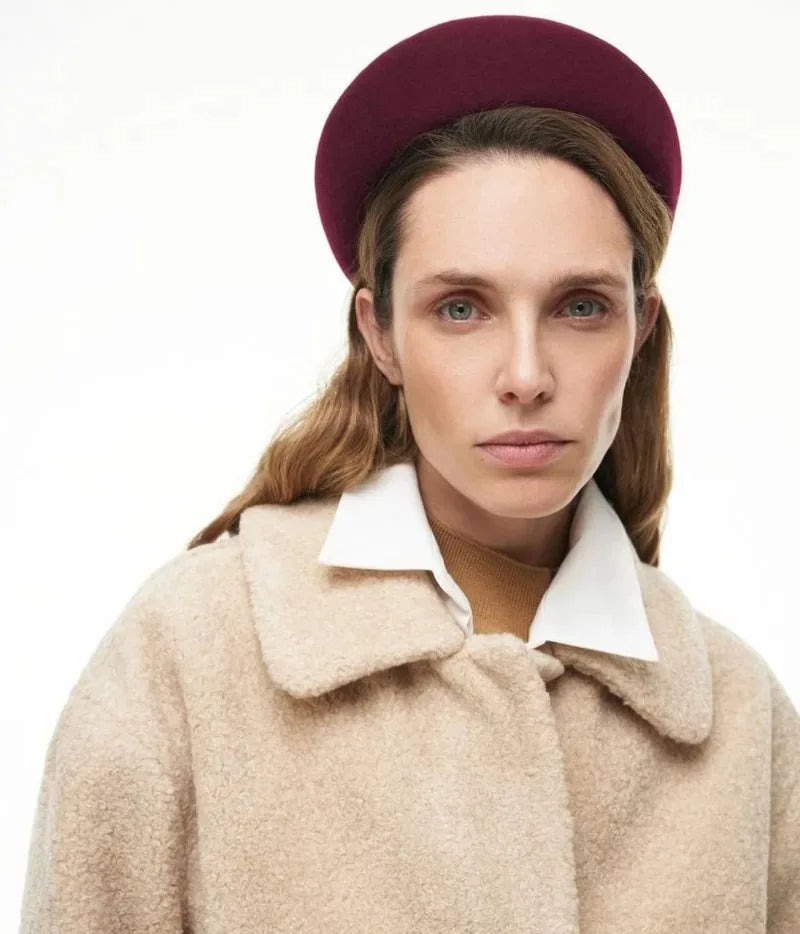 Vintage Wool Felt Beret – Elegant Hard-Top Pillbox Fedora for Weddings & Cocktail Parties