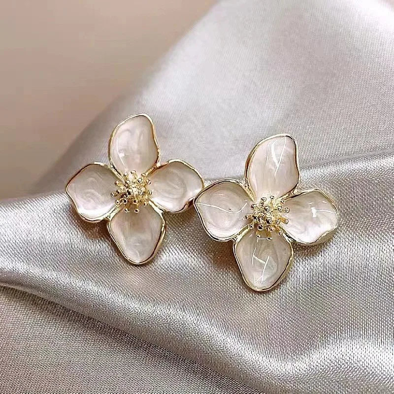 ZAKOL Crystal Flower Earrings – Sweet Korean-Style Gold Sparkle for Women & Girls