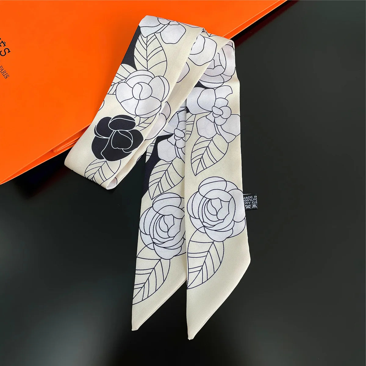 Gorgeous Saddle Print Silk Scarf – Elegant 2023 Designer Style for Hair, Bags & Neck