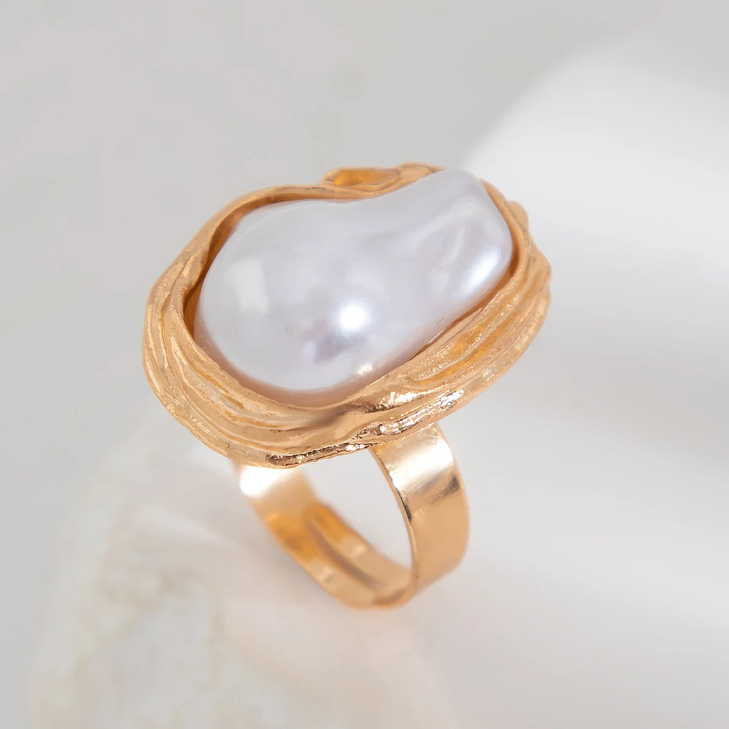 Lacteo Punk Baroque Pearl Ring – Adjustable Alloy Open Design for Weddings & Banquets