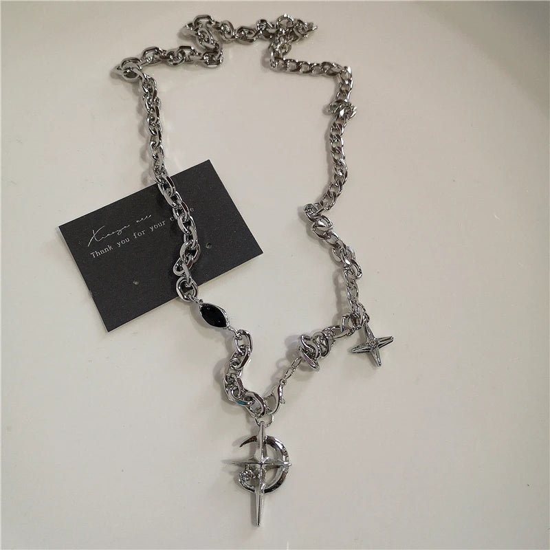 Black Heart Cross Pendant Necklace – Punk Rock Y2K Chain for Men & Women